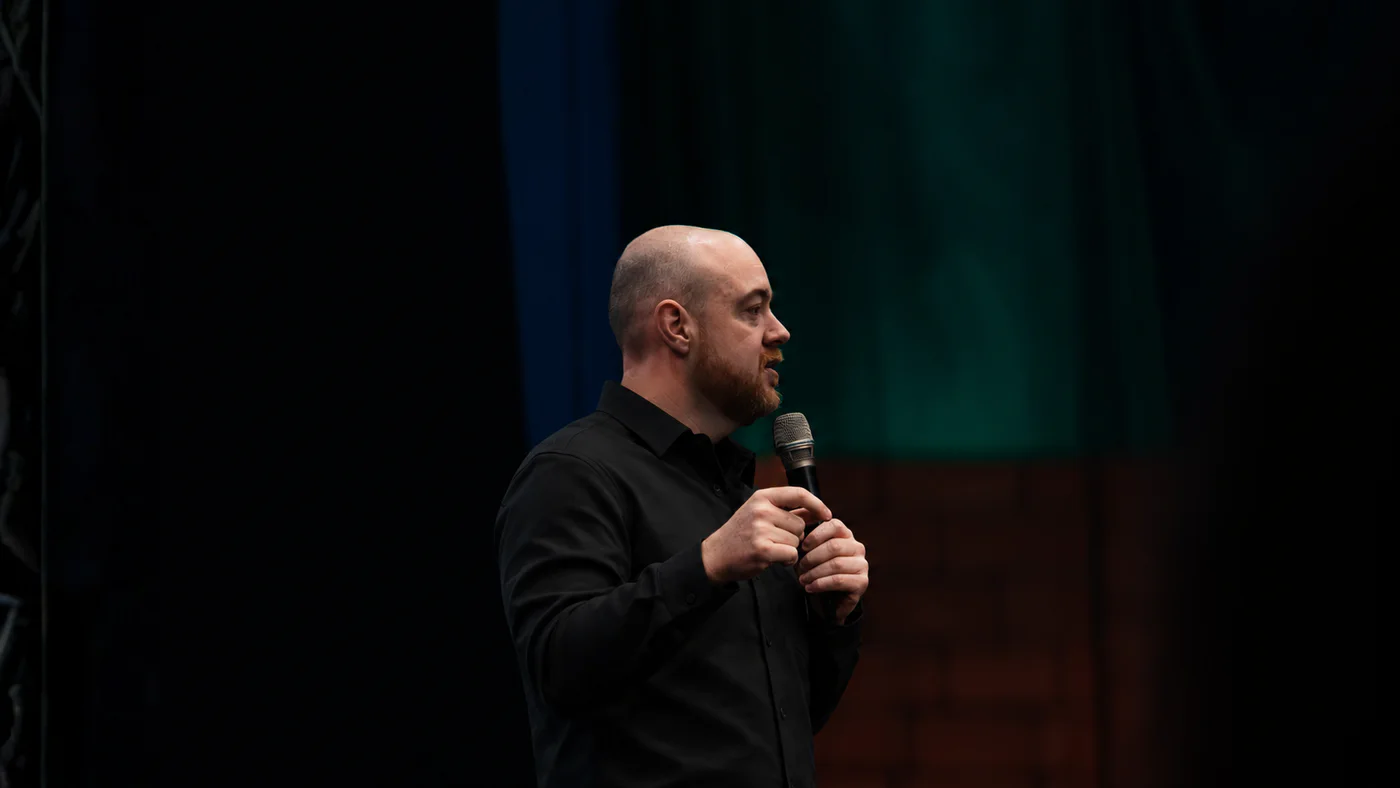 Dan Fitzpatrick speaking on stage about artificial intelligence
